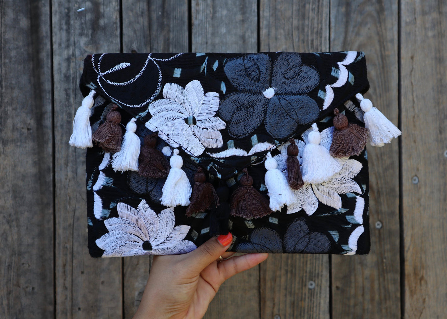 Isabella | Clutch